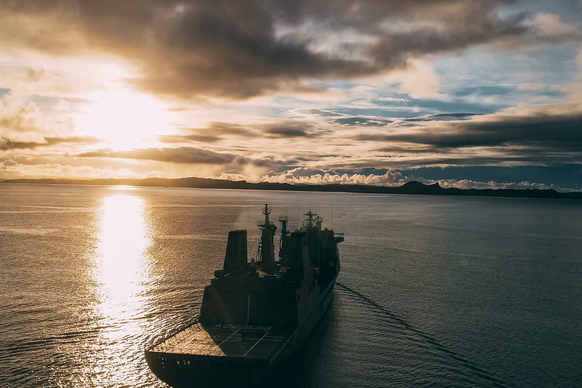 Taiwan detects 5 Chinese vessels, ship around itself