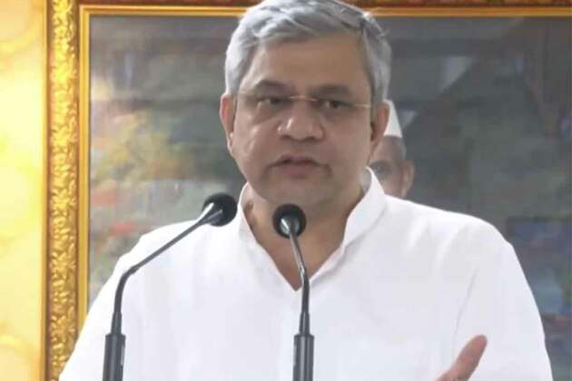 India will soon roll out first indigenous chip as semiconductor units take shape: Ashwini Vaishnaw