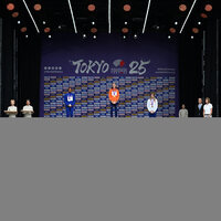 (SP)JAPAN-TOKYO-ATHLETICS-WORLD ATHLETICS CHAMPIONSHIPS-WOMEN'S 400M HURDLES-AWARDING CEREMONY