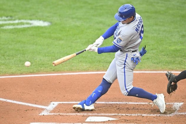 Drew Waters' 3-run homer in 10th lifts Royals over Guardians