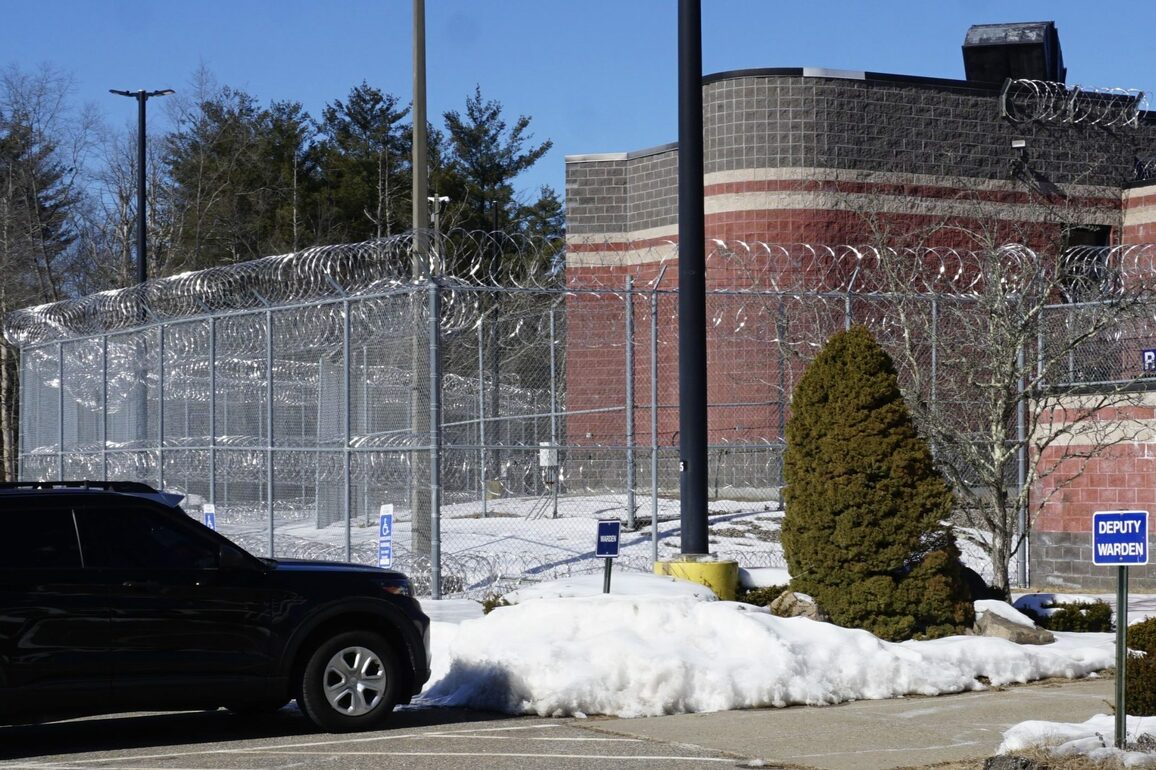 CT may cut free prison messaging, a service advocates call 'crucial'