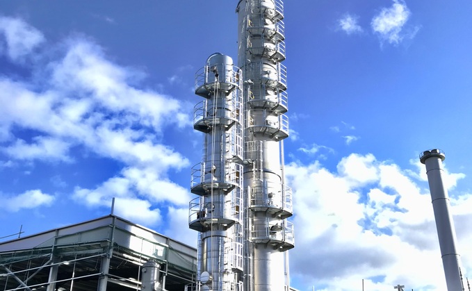 The carbon capture and usage stripper and absorber column | Credit: Tata Chemicals