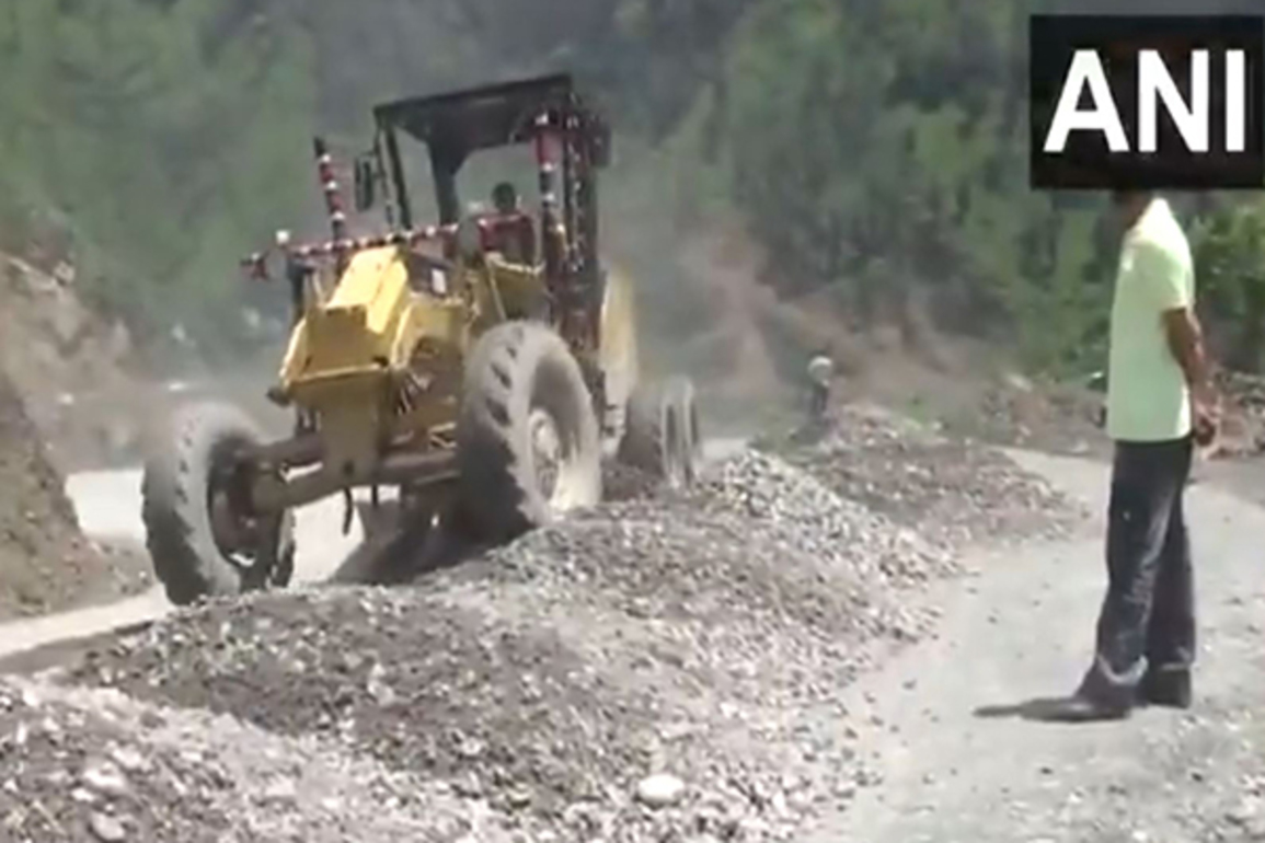 J-K: Construction work on Budhal-Mahore-Gool road in full swing