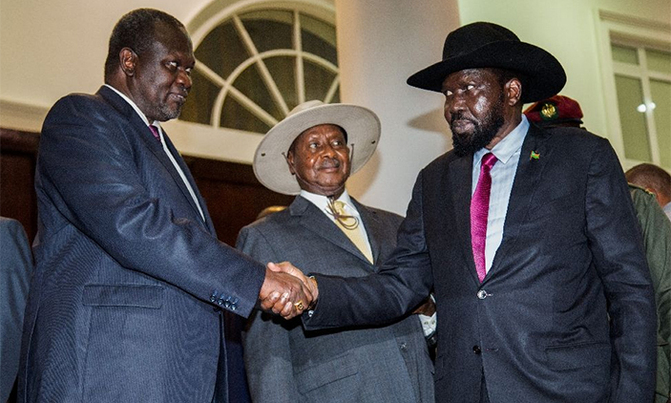 South Sudan's Kiir, Machar in Entebbe for peace talks South Sudan's Kiir, Machar in Entebbe for peace talks