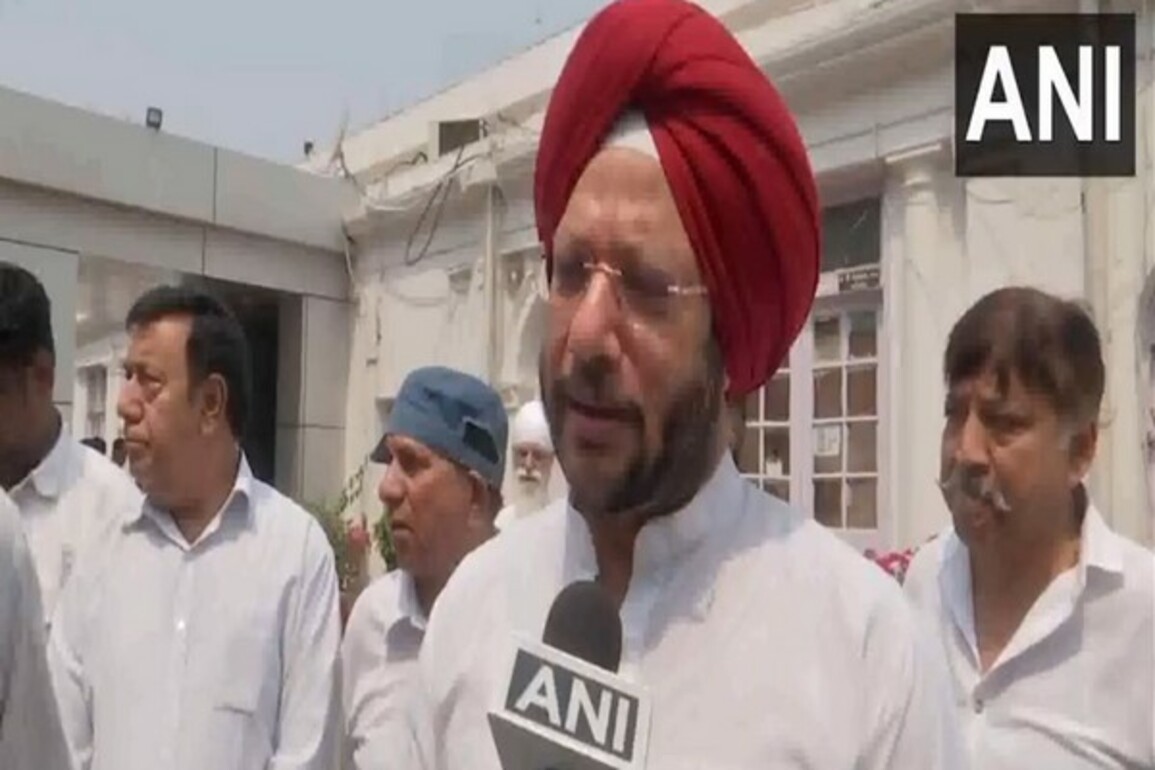 Congress leader Gurdeep Sappal slams ED, calls it 'Everyday Dhamki'