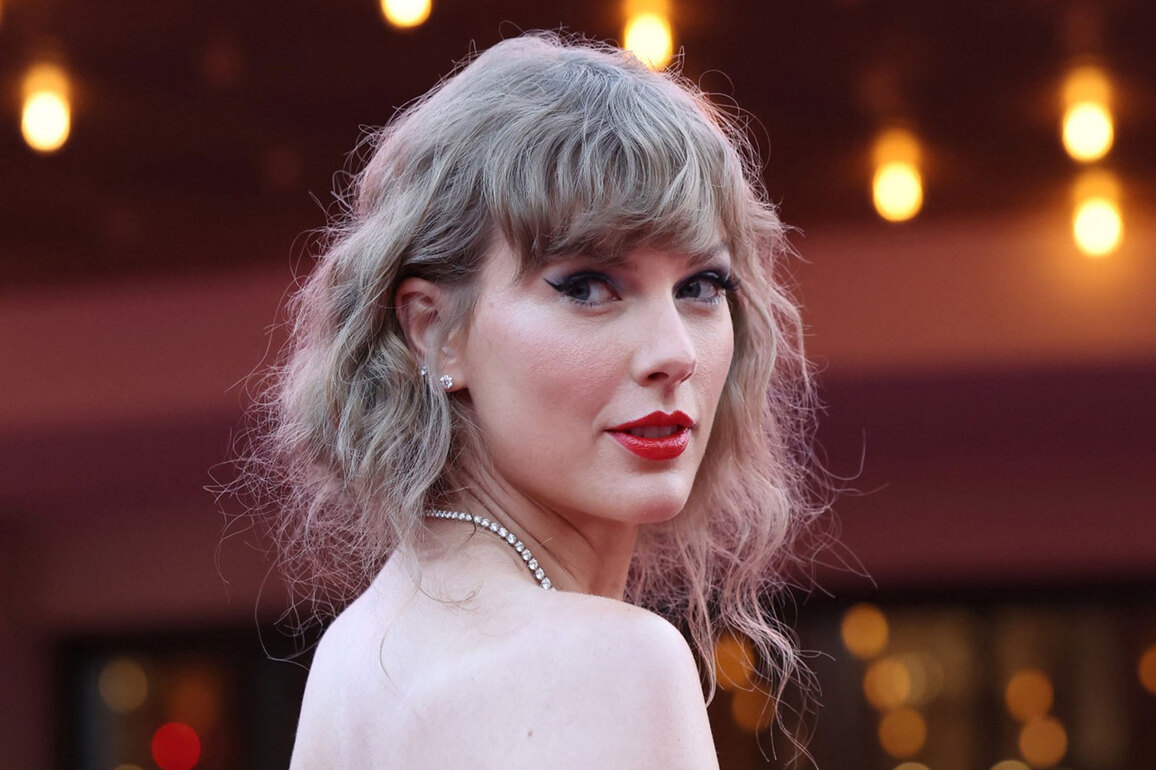 Taylor Swift becomes youngest woman to be inducted into 'Songwriters Hall of Fame'