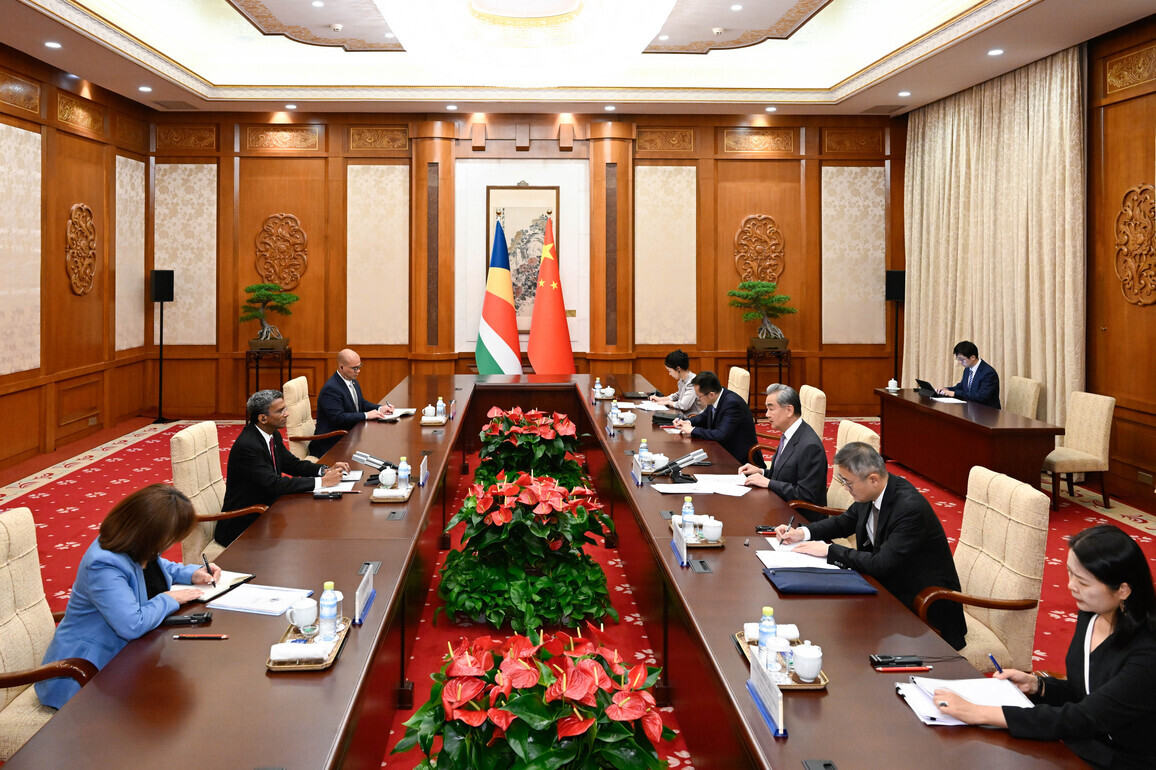 CHINA-BEIJING-WANG YI-SEYCHELLES-FM-TALKS (CN)