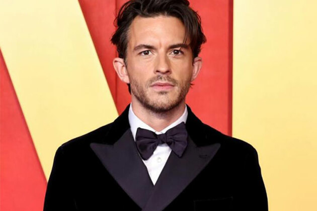 Jonathan Bailey opens up on his relationship status, says "I'm available"