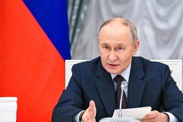 West failing to weaken and divide Russia  Putin