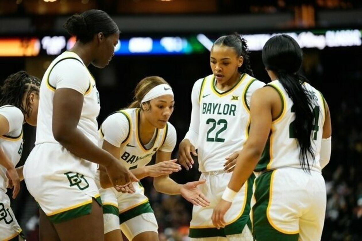 Women's Top 25 roundup: No. 24 Baylor holds off Texas Tech