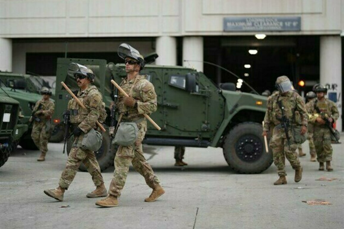 Three US States to Send National Guard Troops to Washington