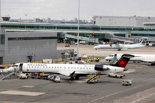 Air Canada flight attendants to picket at 4 Canadian airports