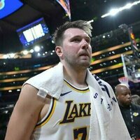 Lakers' Luka Doncic shows off summer shred in Men's Health