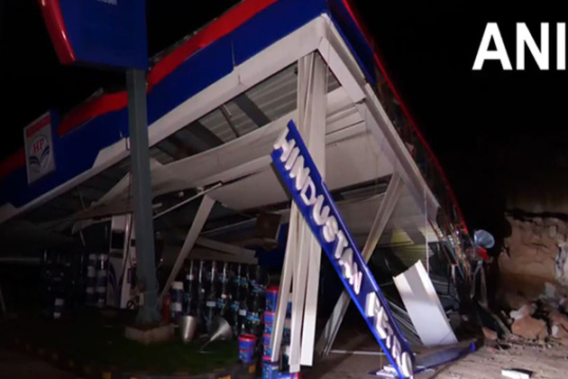 J-K: Massive landslide triggered by rainfall crushes petrol pump under its debris on Udhampur highway