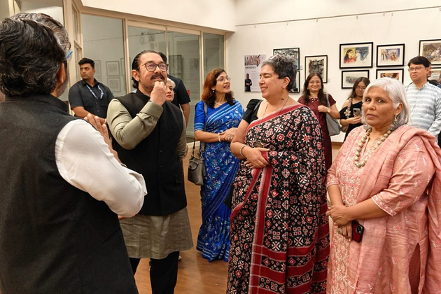 "When your ex surprises you...": Aamir Khan shows support at former wife Reena Datta's art exhibition