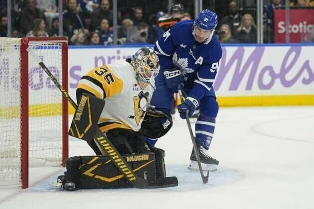 Penguins place G Tristan Jarry, F Justin Brazeau on injured reserve