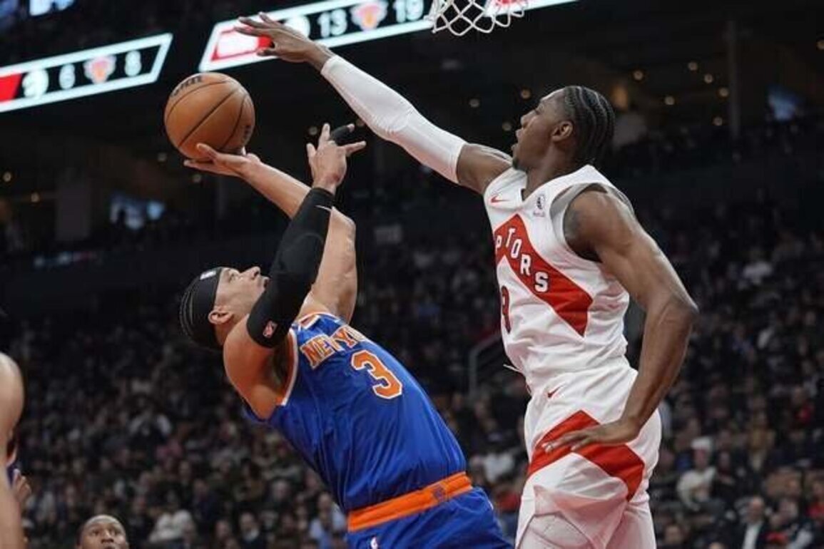 RJ Barrett thriving on both ends of floor as Raptors face Rockets