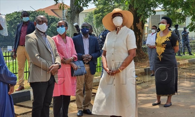 PICTURES: First Lady arrives at MAK following fire outbreak PICTURES: First Lady arrives at MAK following fire outbreak