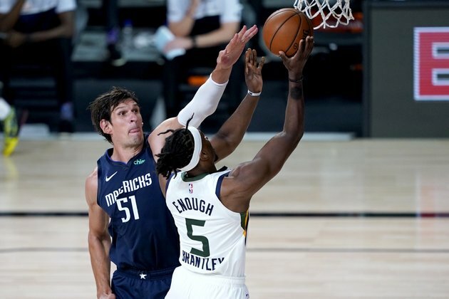 Mavericks overcome deficit to slay Jazz