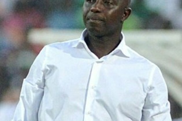 &#039;Shocked&#039; Nigeria FA want to help baned coach Siasia clear his name
