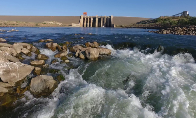 Beyond fueling land grabs: dams and reservoirs worsen water shortages Beyond fueling land grabs: dams and reservoirs worsen water shortages