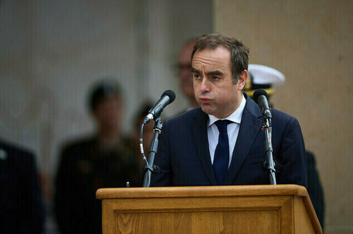 Frances Macron reappoints Lecornu as PM