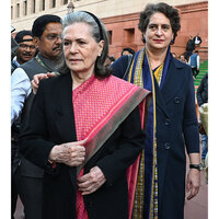 Sonia Gandhi discharged from Sir Ganga Ram Hospital after recovering from systemic infection