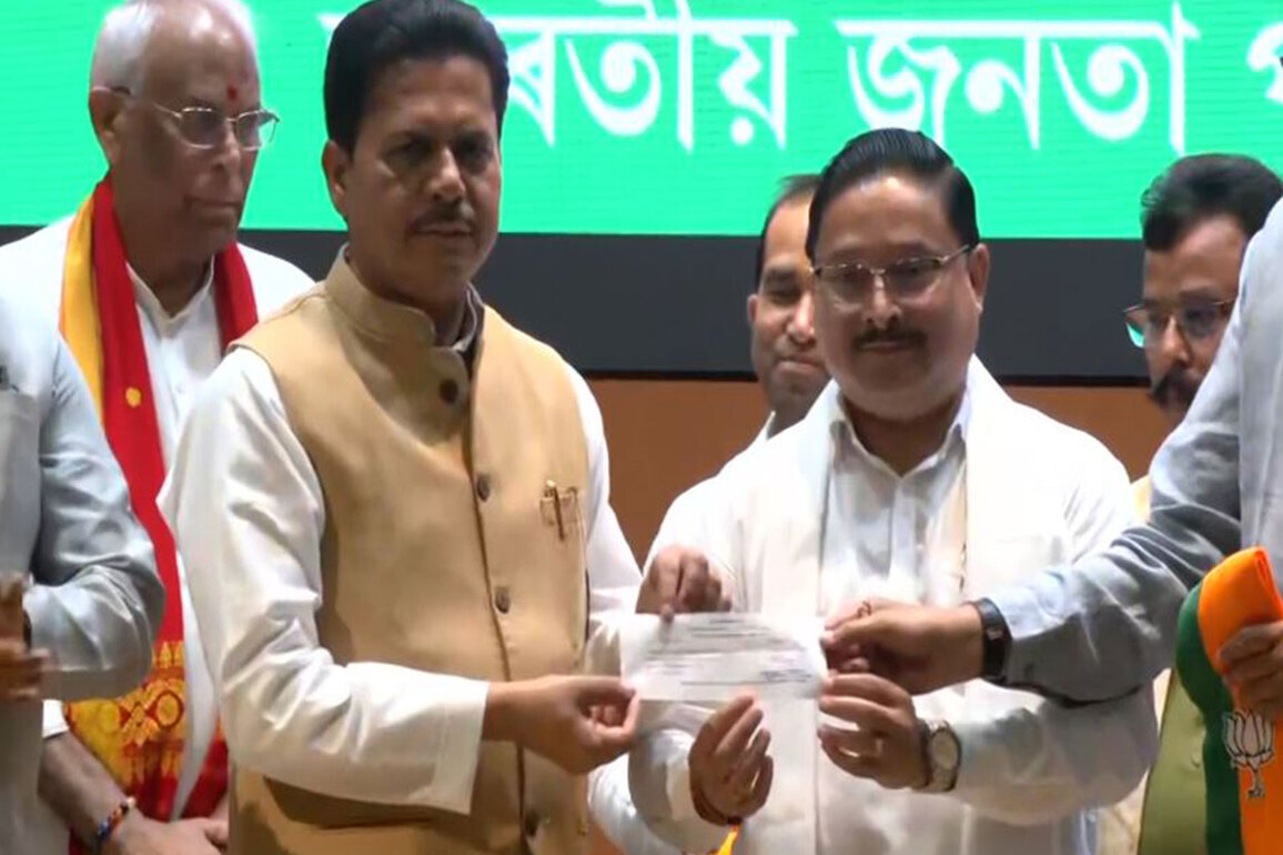 After three decades, Bhupen Kumar Borah joins BJP in poll-bound Assam