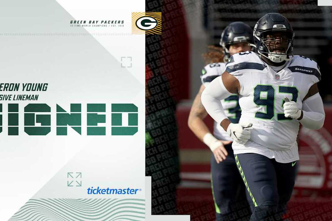 Packers sign DL Cameron Young