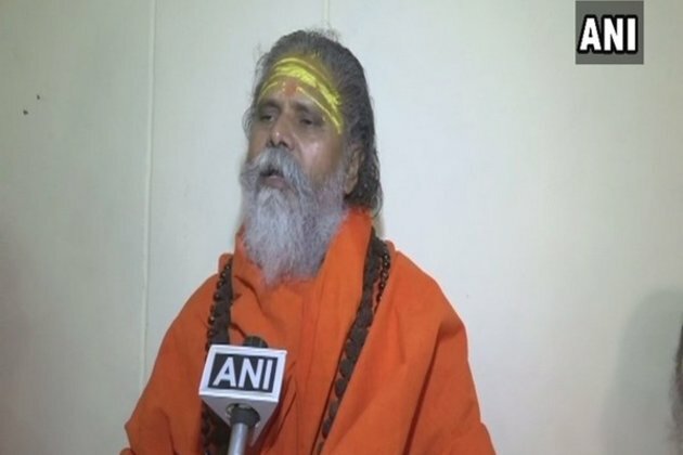 Mahant Narendra Giri found dead in UP's Prayagraj