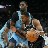 De'Aaron Fox, Harrison Barnes lead late rush as Spurs surge past Grizzlies