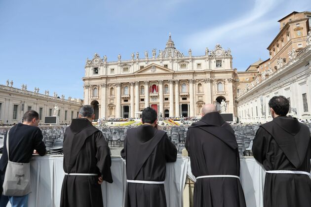 VATICAN-POPE FRANCIS-PASSING AWAY-MOURNING