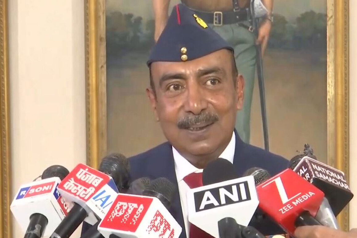 Delhi govt felicitates all Armed Forces Chiefs for 1st time on Armed Forces Flag Day