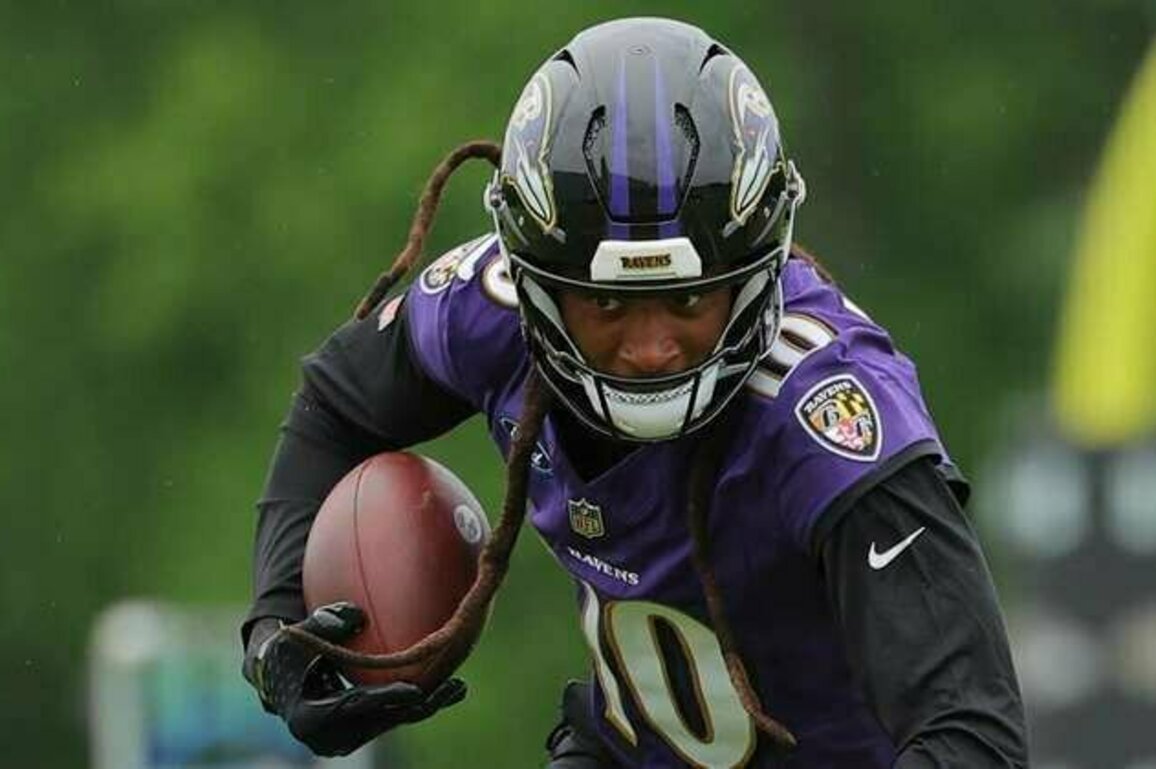 DeAndre Hopkins Is Making Strong First Impression With Ravens