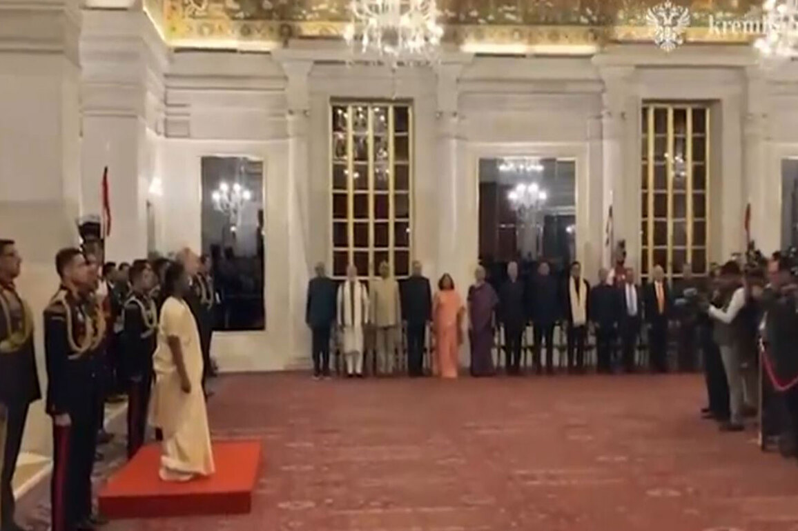 Russian President Vladimir Putin attends dinner hosted by President Murmu at Rashtrapati Bhavan