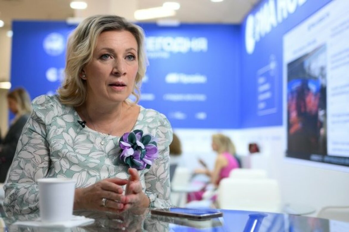 US becoming neoliberal dictatorship Moscow