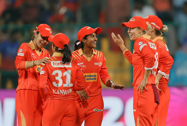 Phoebe Litchfield praises Gujarat Giants' bowlers after dominant win over RCB