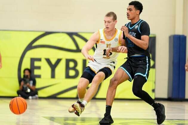 Aziz Olajuwon, son of Hall of Famer, chooses Stanford
