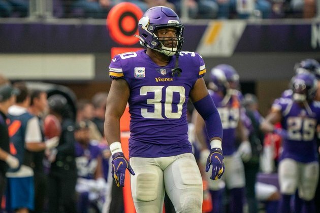 Vikings sign fullback C.J. Ham to 2-year extension