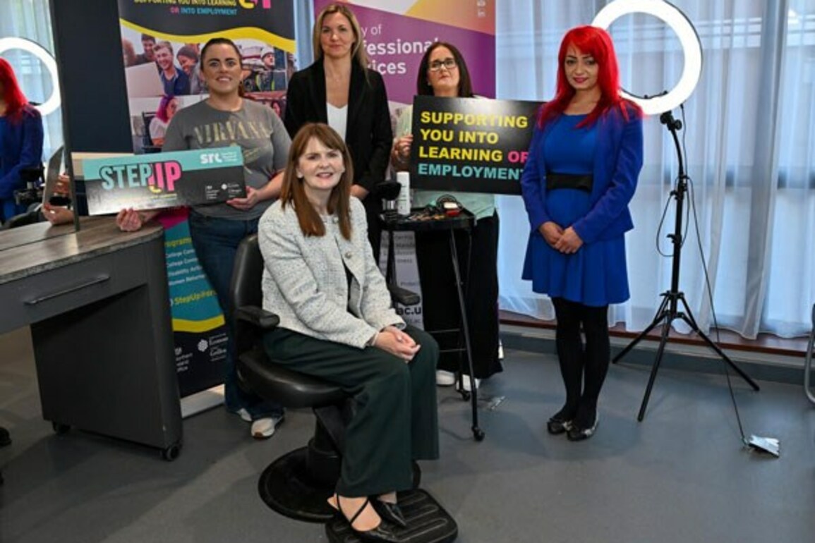 Economy Minister Praises Success Of 'Step Up' Training Programme  09-05-2025
