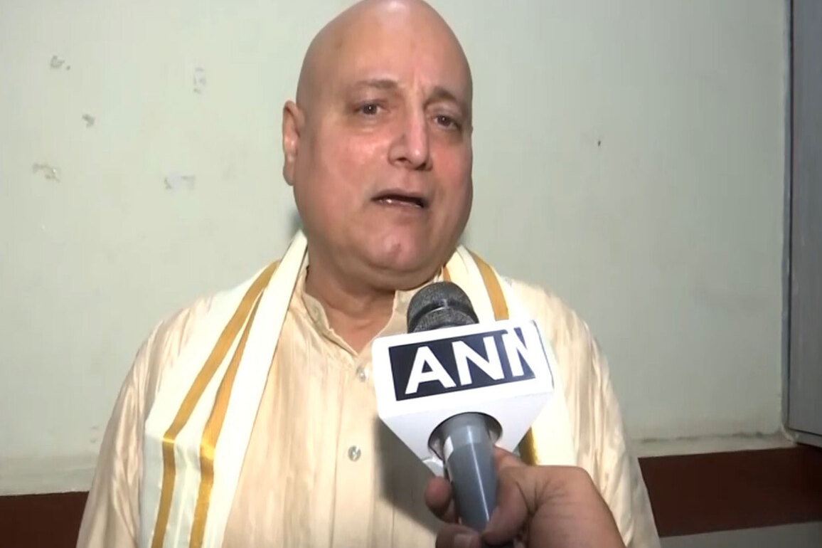 "Very sad that nobody comes forward": Manoj Joshi on violence against Hindus in Bangladesh