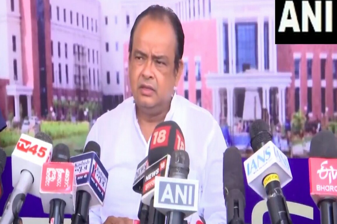 Jharkhand Minister Irfan Ansari says Girdih violence "pre planned conspiracy"; claims BJP leaders involved