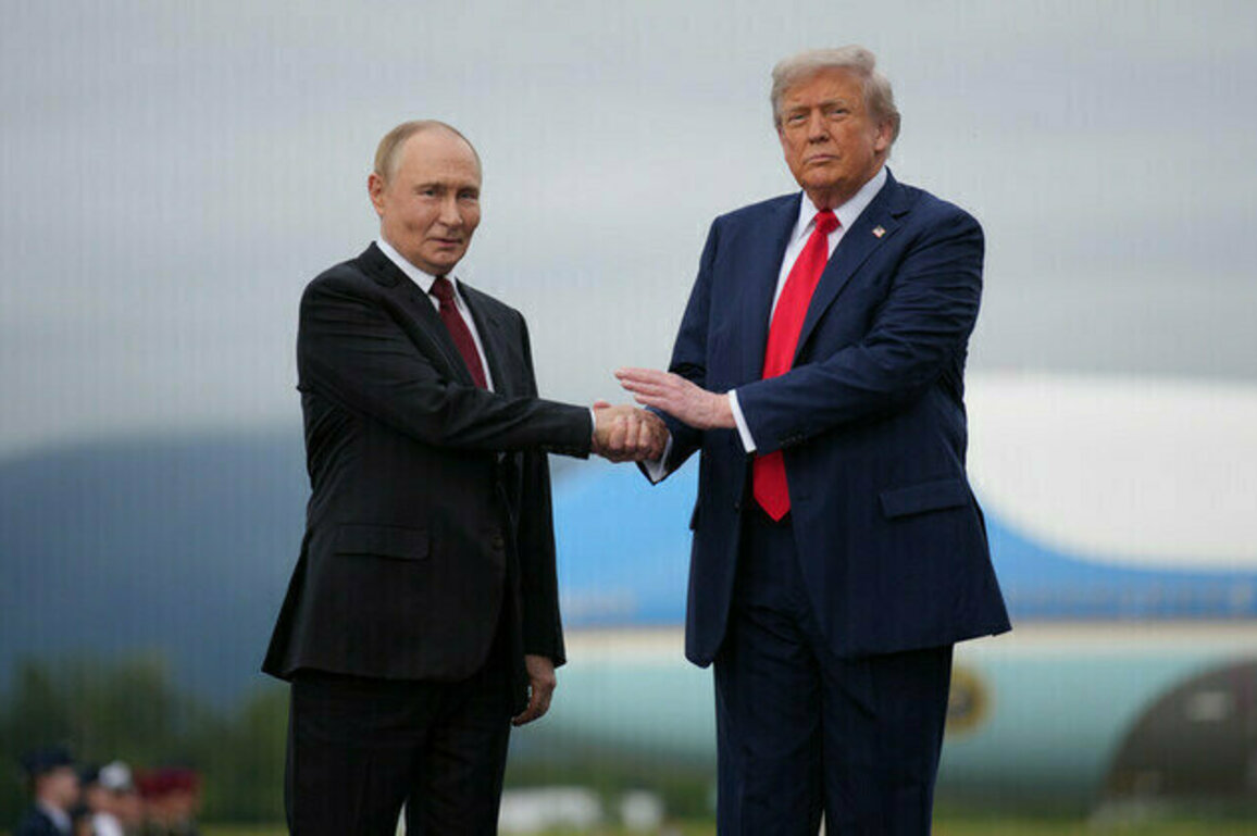 Putin shares outcomes of Alaska talks with South African president