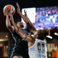 Valkyries' Cecilia Zandalasini drills late jumper to deny Dream