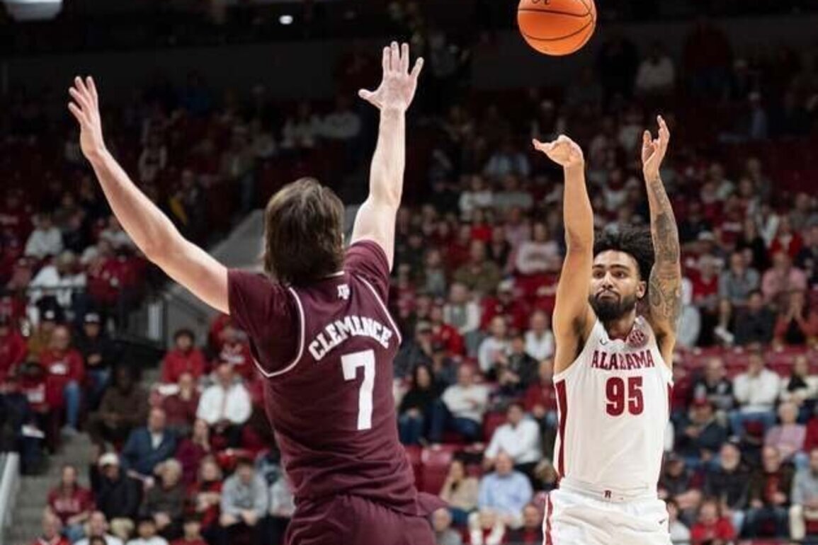 Alabama takes down Texas A&M in shooting slugfest