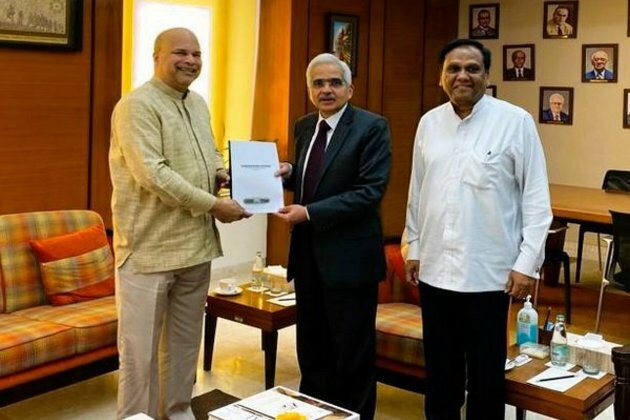 Sri Lankan envoy meets RBI governor, discusses bilateral economic cooperation
