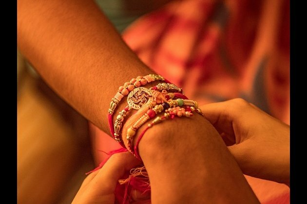Raksha Bandhan 2019: See your sibling love grow with plantable rakhis