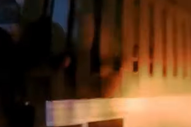 Video- Mich. deputies use truck bed to rescue children stranded on second-floor of burning building