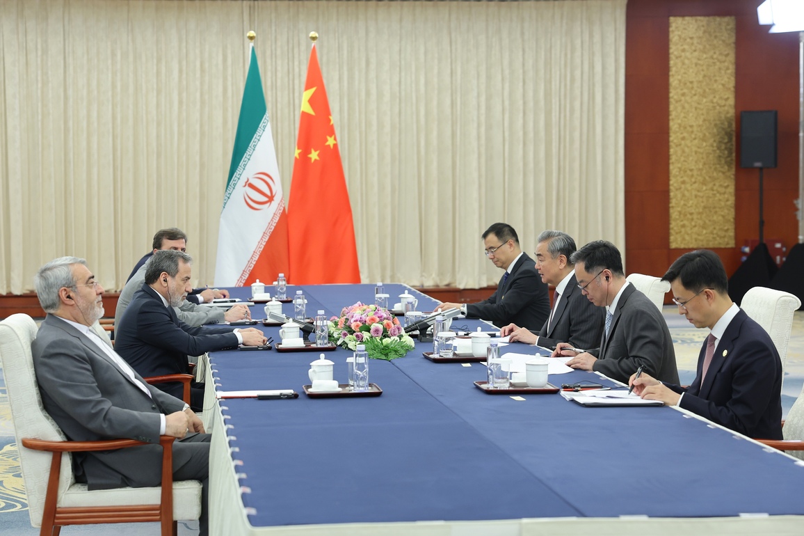 CHINA-TIANJIN-WANG YI-IRANIAN FM-MEETING (CN)