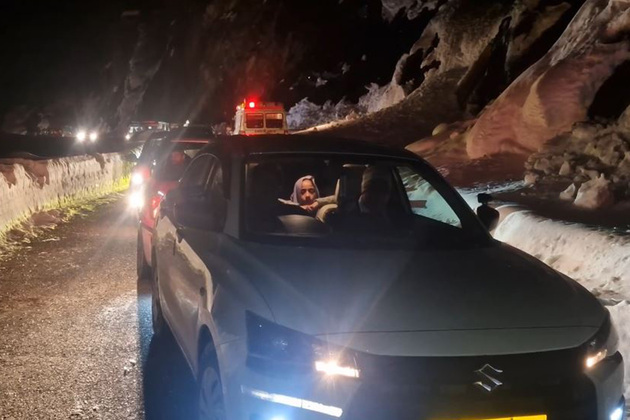 J-K: Avalanche blocks Bhaderwah-Pathankot road, BRO clears path, no injuries reported